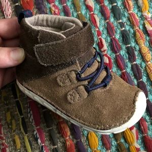 EUC Stride Rite leather hi-top sneakers [4]